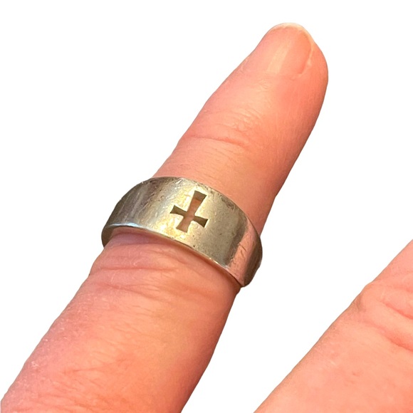 Vintage James Avery cut out cross religious Ring sterling silver 925 - Picture 2 of 11
